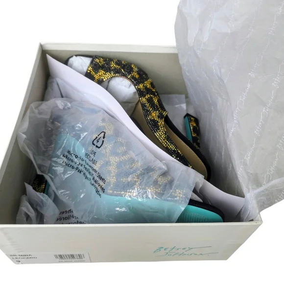 NEW Betsey Johnson Jovi Leopard Rhinestone Design Slingback Heels size - Picture 10 of 13